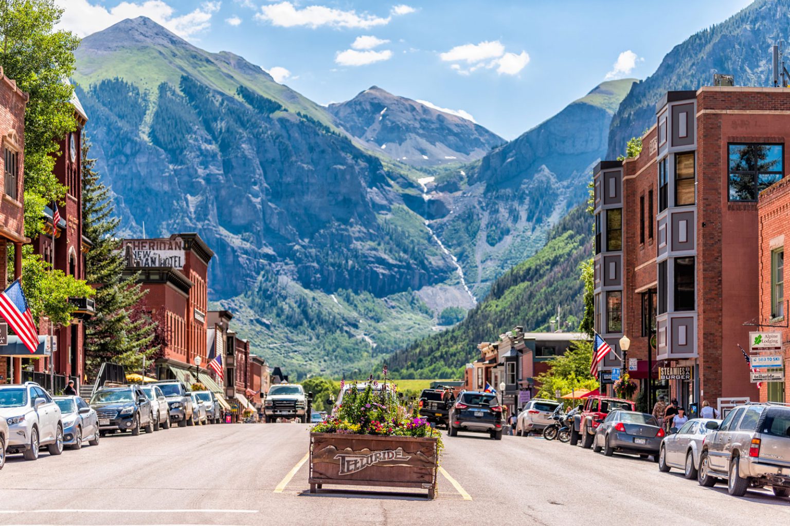 Telluride, Colorado: The Place to Go for A Socially Distanced Vacation - World Stompers